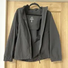UNIQLO ポケッタブルパーカー ブラック 160cm