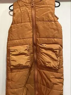 オレンジ フード付き キルティングベスト
