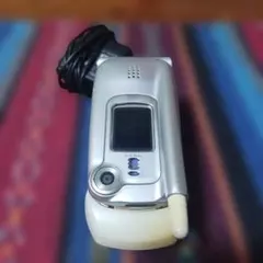 SHARP SH-03A シルバー 折りたたみ式ジャンク品