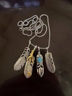 保護犬活動の為断捨離中フェザーネックレス シルバー キムタクみたいな