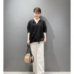 大政絢さんご着用 セオリー リュクス ブラウスのサムネイル