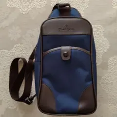 ショルダーバッグ ネイビー