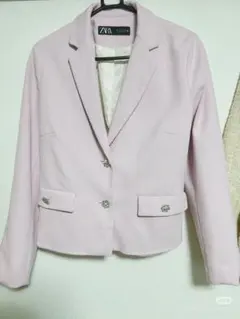 【新作】ザラZARA ラインストーンボタン留めブレザー　スーツ