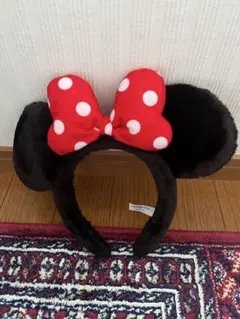 ディズニーランド　ミニーマウス カチューシャ 赤い水玉