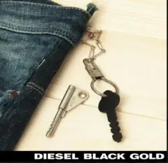 DIESEL ブラックゴールド★キーホルダー