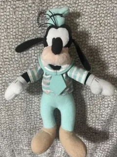 ディズニーストア グーフィー ぬいぐるみバッジ