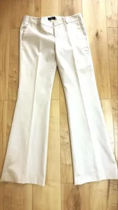 【美品】INED イネド 麻混 セミフレアパンツ ホワイト ベージュ 11 Lのサムネイル