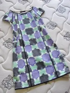 最終 美品 tibi ワンピース 上質素材 ティビ ワンピース 綺麗 ブランド