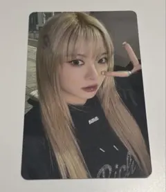 lesserafim ウンチェ