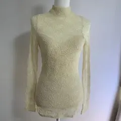 クリーム色 レース タートルネック 長袖シャツ