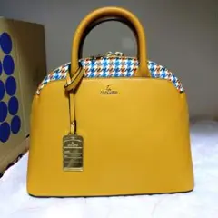 美品　未使用に近い　イエロー　ハンドバッグ　ショルダーバッグ　アンドシュエット