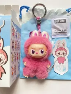 LABUBU PIN FOR LOVE イニシャル ラブブ Q 正規品