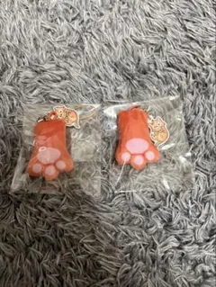 ディズニーストア オリバー 猫の日のおててシークレットストラップ