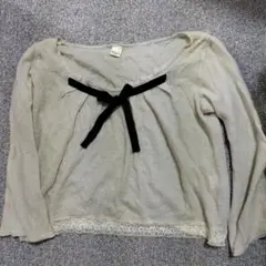 axes femme リボン付き長袖シャツ 丈短め