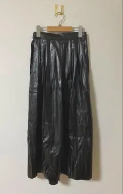 フェイクレザー ロングスカート