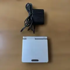 任天堂 GBアドバンスSP シルバー色本体 充電器付き ジャンク品