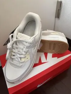 NIKE AIR MAX 90 LV8 / エア マックス 90 新品