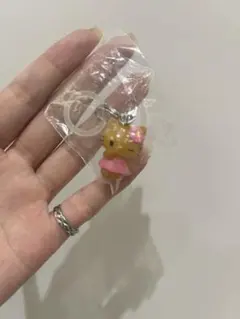 ハローキティめじるしアクセサリーチャーム 日焼け ガチャガチャ
