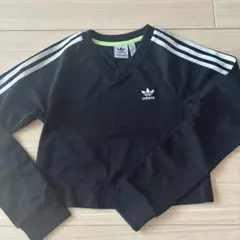 adidas ブラック クロップド トレーナー S
