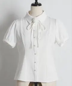 tocco closet ローズリボン付きサテンブラウスのサムネイル