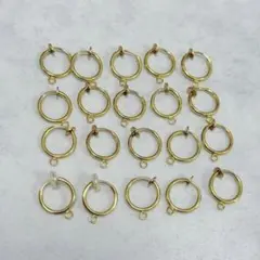 Item thumbnail for item 89212122-9729-48ff-b851-95e5831cd49d