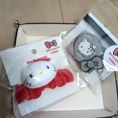 HELLO KITTY × 3COINS ヘアゴム・ケース付きシール　新品のサムネイル