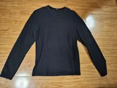 【theory】ブラック Vネック 長袖カットソー サイズ38