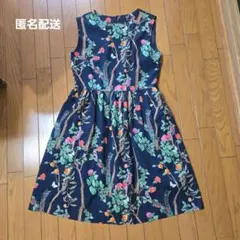【匿名配送】Kim's Boutique 花柄ノースリーブワンピース M