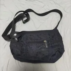 フェイラー ハイジ ショルダーバッグ 黒 ゴールド金具 くまチャーム