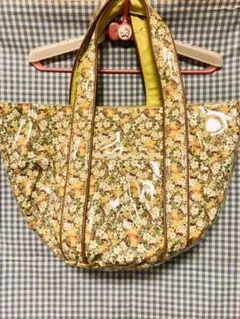 サマンサタバサ　ハローキティリバティプリントコラボバッグ　サンリオKitty