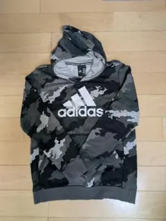 フード付き トレーナー