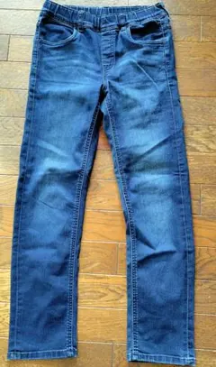 ユニクロキッズ　135〜145ストレートデニムパンツ　　 ゴムウエスト