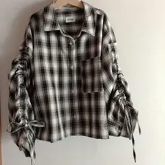 ラブトキシック　チェックシャツ　　L　160　ブラック