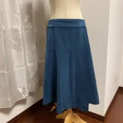 未使用Demi-LuxeBeams青いフレアスカート ひざ丈 スウェード風