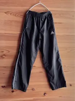 キッズ　adidas（アディダス）裏地メッシュスポーツジャージパンツ　150