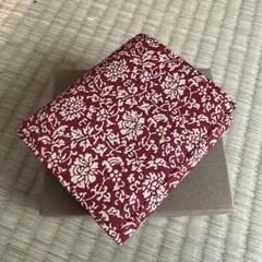 INDEN-YA 印傳屋 二つ折り財布 鹿革 漆塗り 花柄のサムネイル