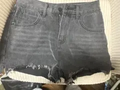 未使用 SHEIN ダメージ加工ダークグレーデニムショートパンツ M