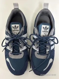 adidas ZX700HD ネイビー/グレー スニーカ