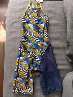 Item thumbnail for item 6468a9d8-c4f1-44df-be38-450cb0054448