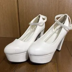 ホワイトストラップ付きヒール 約12.5cm (サイズ24.5cm)