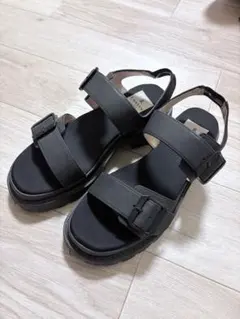 LANVIN en Bleu サンダル ブラックのサムネイル