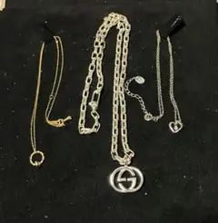 【期間限定価格】18金10金ネックレスとGUCCIロゴ入りペンダントのセット！