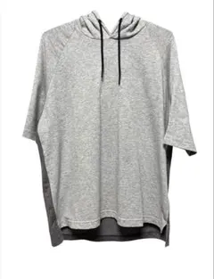 GU SPORTS グレーパーカーのサムネイル