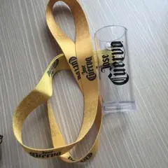 クエルボ テキーラ ネックストラップ付 ショットグラス