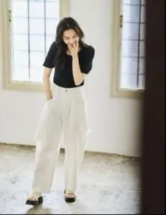LAVANDAラバンダ 宇野実彩子 スリットダメージデニムパンツ オフホワイト