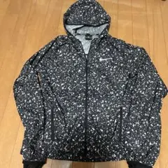【ナイキ シールド レーサーフューズジャケット Mサイズ】