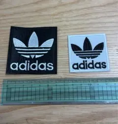 adidas ロゴ刺繍ワッペン 2枚セット