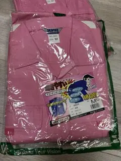 新品未使用品　つなぎ　ピンク　Mサイズ