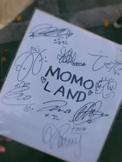 2025年最新】momoland サインの人気アイテム - メルカリ