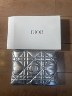 ディオール シルバー ポーチ